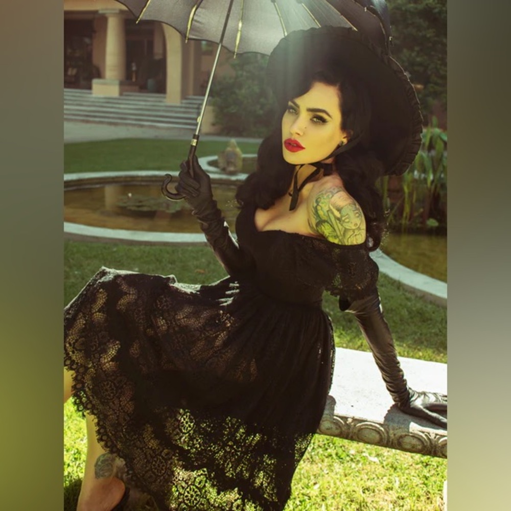 Elegant Black Lace Skirt